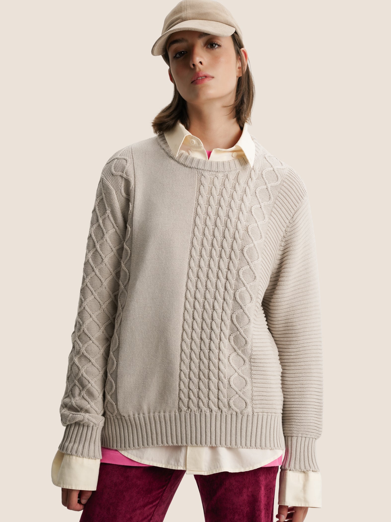 BEIGE KNITTED SWEATER