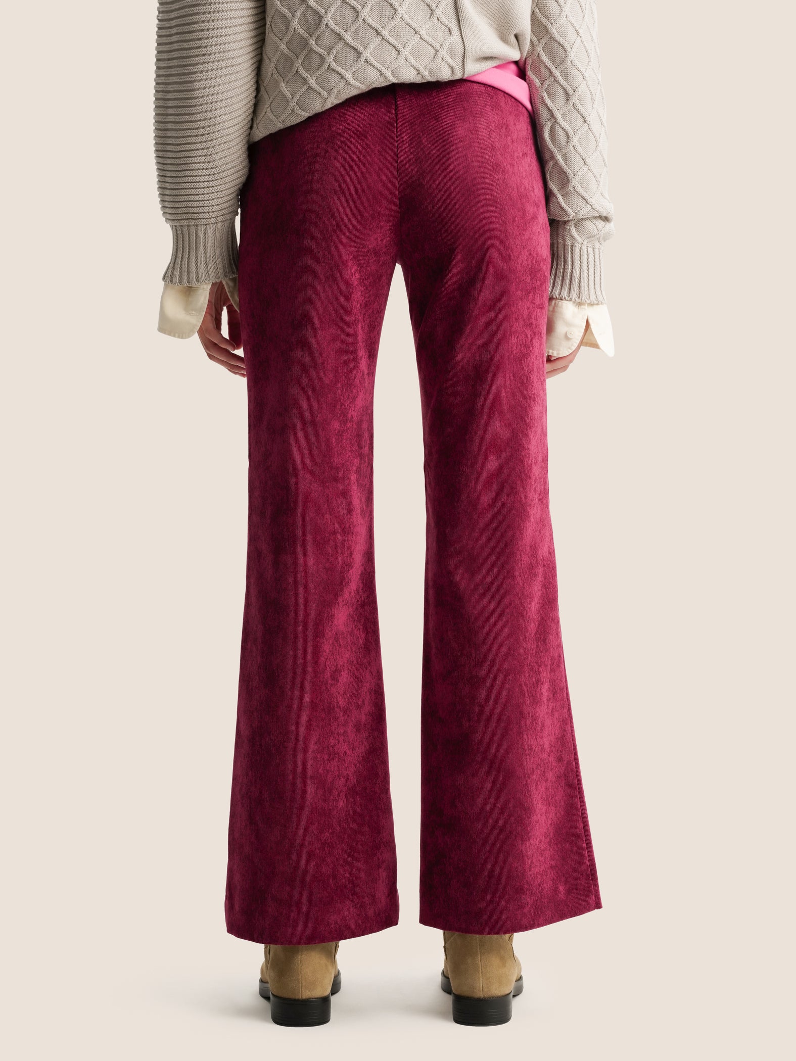 CHERRY FLARED TROUSERS