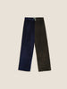  Half corduroy trousers in a stylish design.